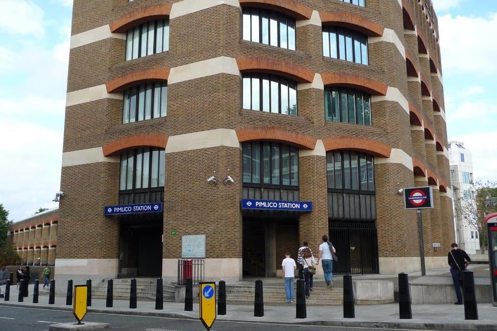 Spacious Victoria 2 Bedroom Londen